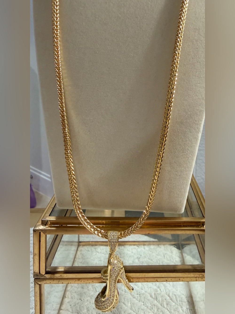 New | 14K Gold Filled Franco Chain| 4.40mm, 22 in. + Gold High-Heel Pendant 👠 - Picture 6 of 11